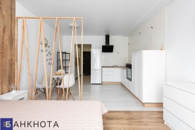 Як продати гостинку в Києві